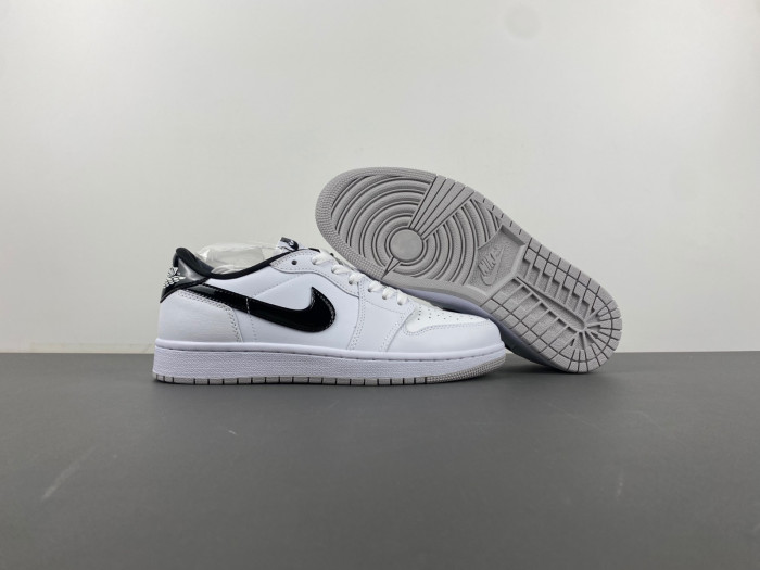 Air Jordan 1 Retro Low 