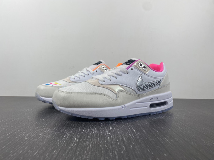 Nike Air Max 1 ''Unlock Your Space'' FN0608-101