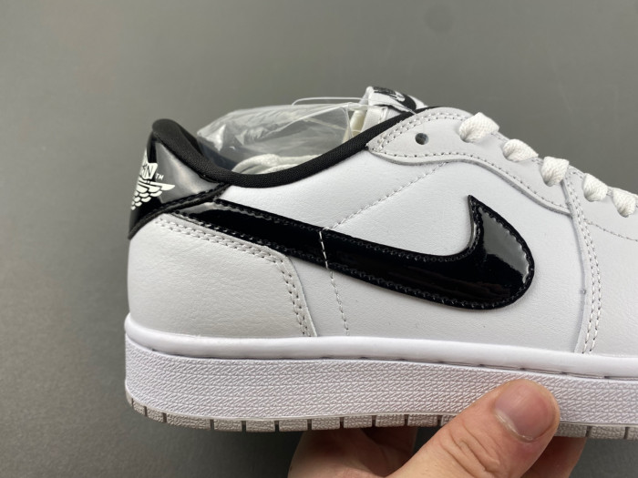 Air Jordan 1 Retro Low 