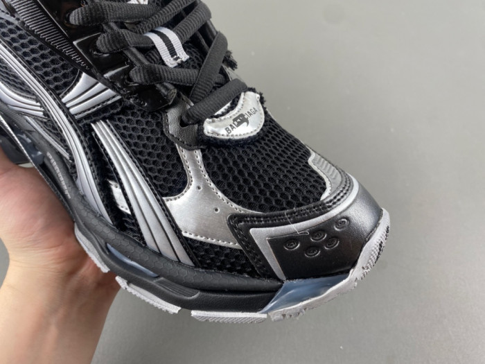 BLCG Runner Sneaker 772774 W3RNY 0322