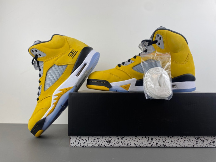 Air Jordan 5 Retro Tokyo T23 (2025) IO3372-700