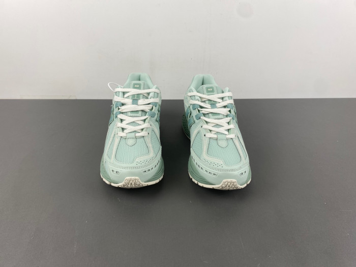 N3W BLANCE 1906R Jade Green M1906RZC