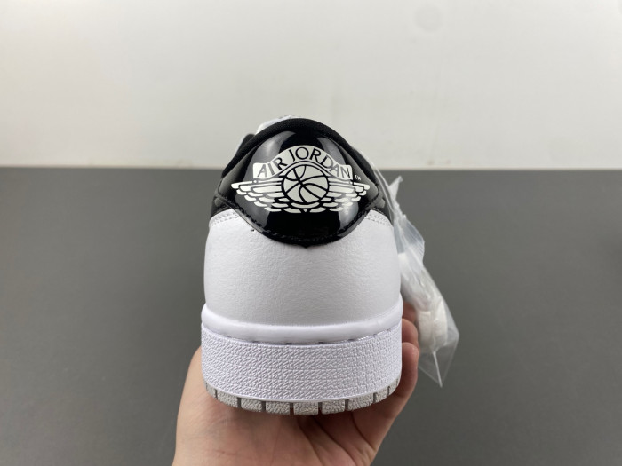 Air Jordan 1 Retro Low 