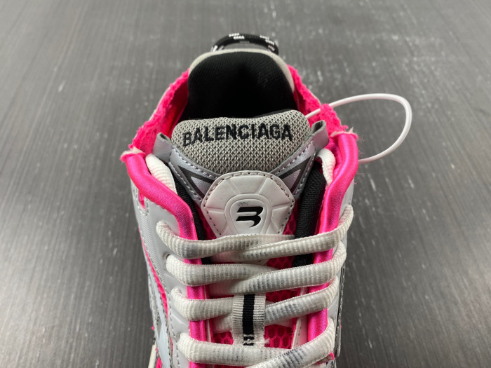 BLCG Runner Sneaker 677402 W3RBN 9155