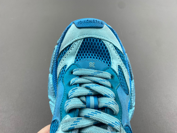 BLCG 3XL SNEAKER 759693 W3XLI 0510