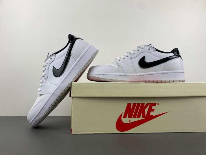 Air Jordan 1 Retro Low 