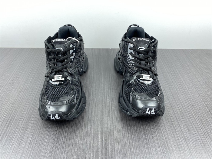BLCG RUNNER SNEAKER 677403 W3RA9 1000