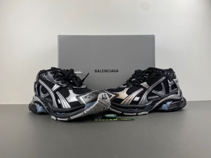 BLCG Runner Sneaker 772774 W3RNY 0322
