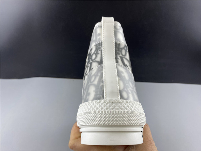 D10R B23 High Top Logo Oblique Sneakers