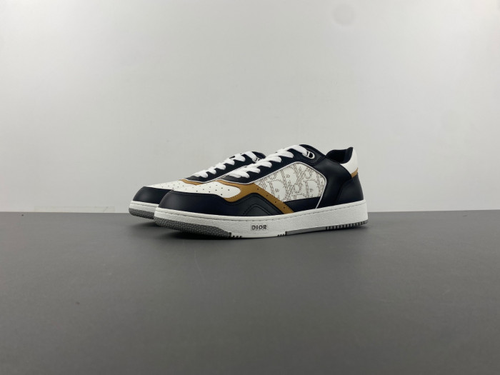 D10R B27 Sneaker