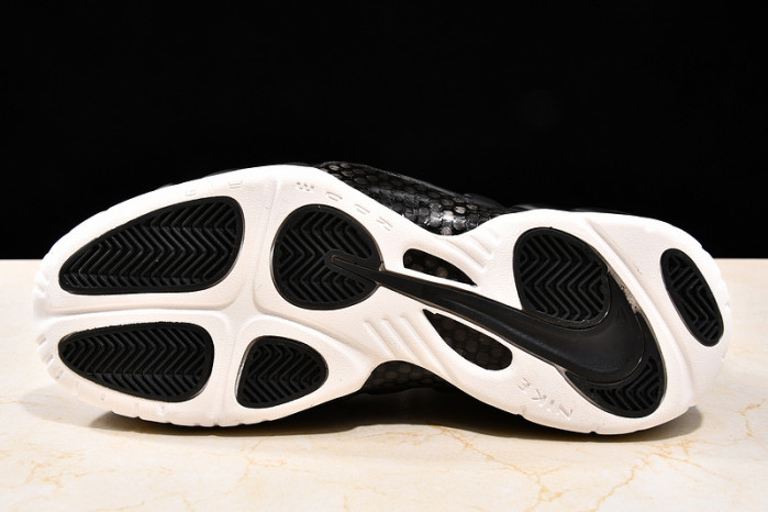 Air Foamposite Pro Dr. Doom (2016) 624041-006