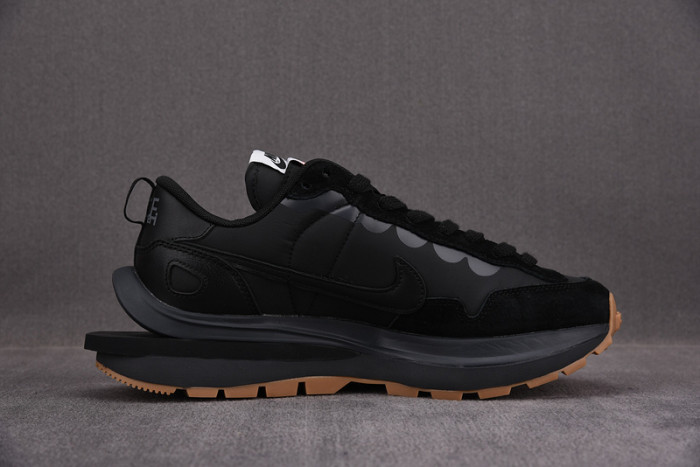 Nike Vaporwaffle Sacai Black Gum DD1875-001