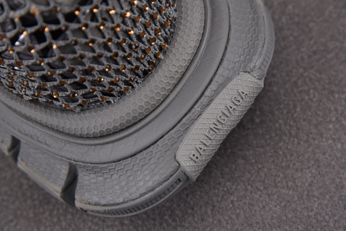 BLCG 3XL SNEAKER 788818 W3FXN 1210