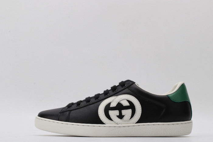 Gu66 Ace Embroidered Low-Top Sneaker