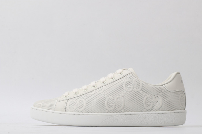 Gu66 Ace Embroidered Low-Top Sneaker
