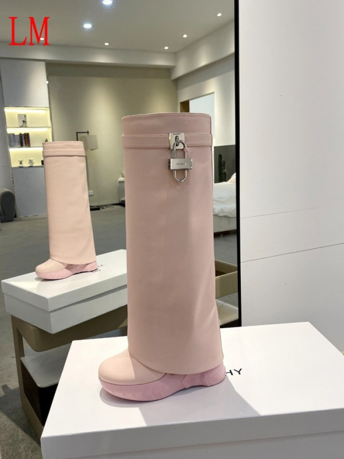 G1VENCHY BOOTS