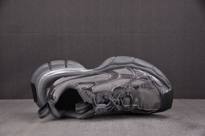 BLCG 3XL SNEAKER 734731 W3XNY 1100