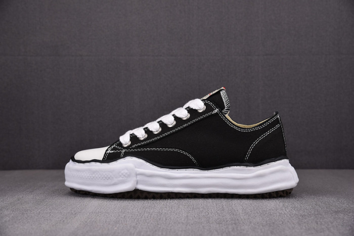 MAISON MIHARA YASUHIRO SNEAKER