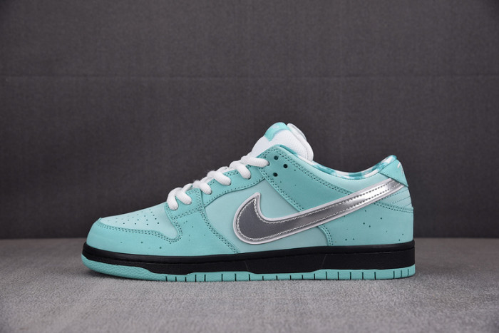 nike T*f*ny sb dunk low lobster bv1310-402