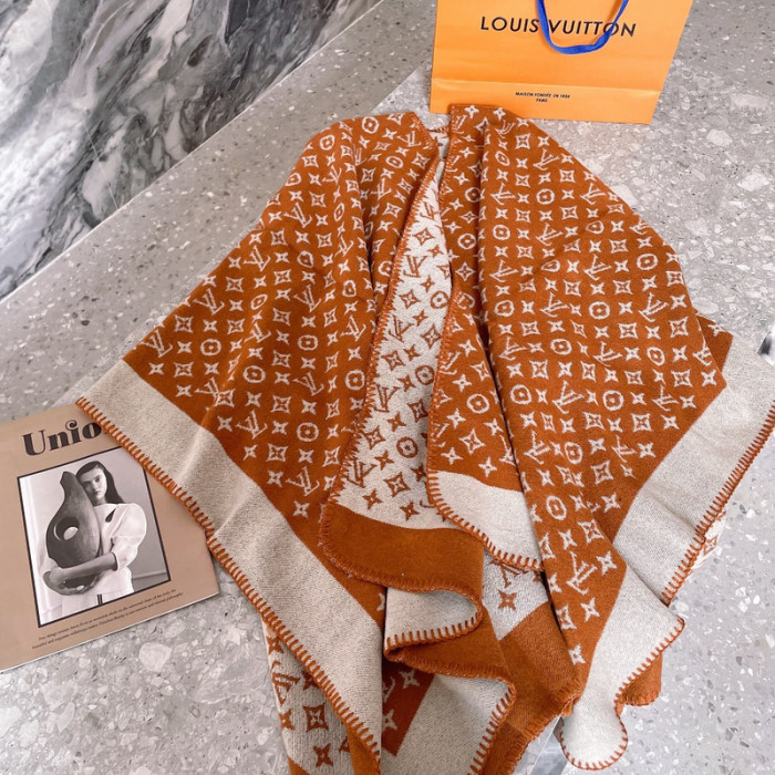 D10R SCARF
