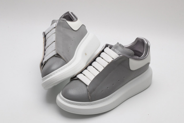 MQ Sneakers