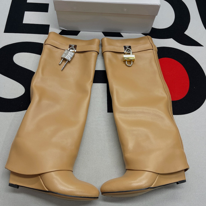 G1VENCHY BOOTS
