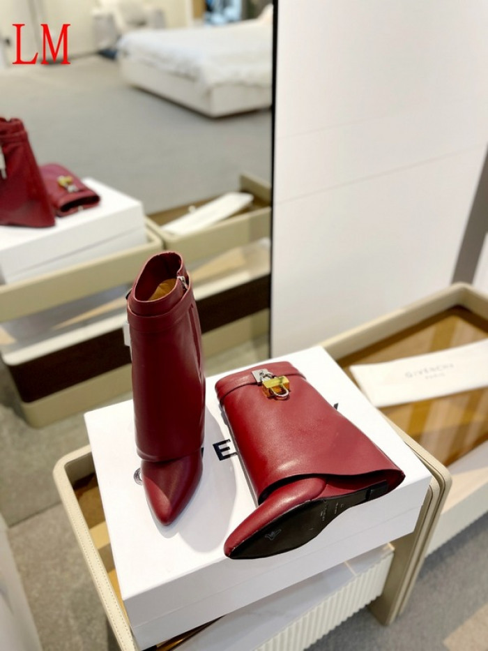 G1VENCHY BOOTS