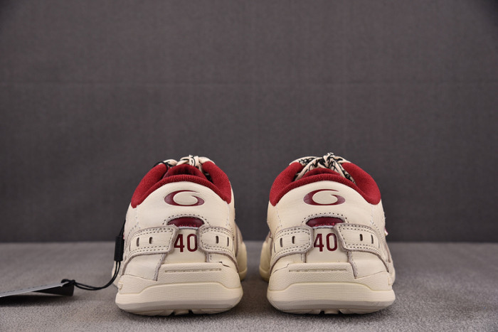 BLCG Hamptons Worn-out Sneaker 841765 WCURS 9960