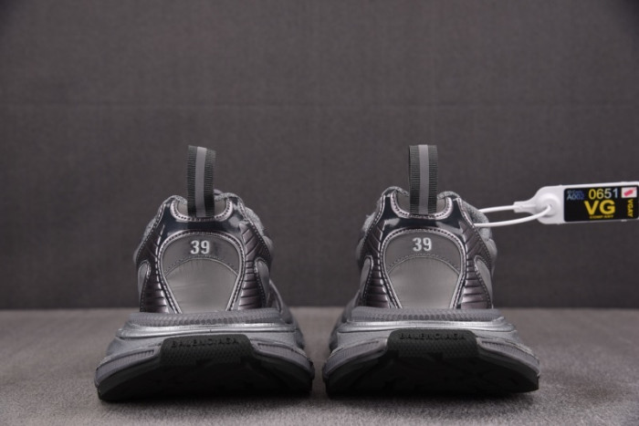 BLCG 3XL SNEAKER 734731 W3XNY 1100