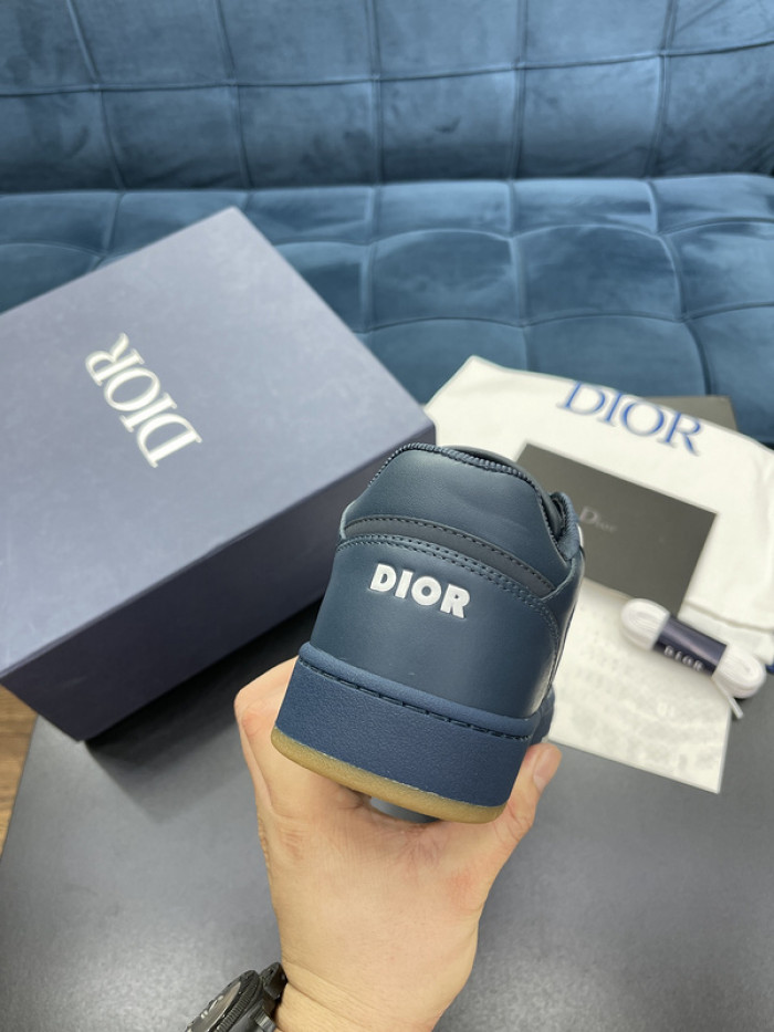 D10R B27 Sneaker