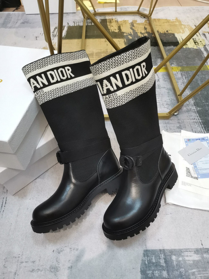 D10R Female boots