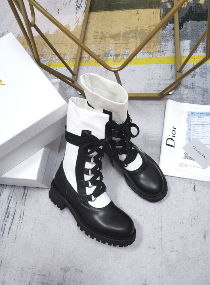 D10R Female boots