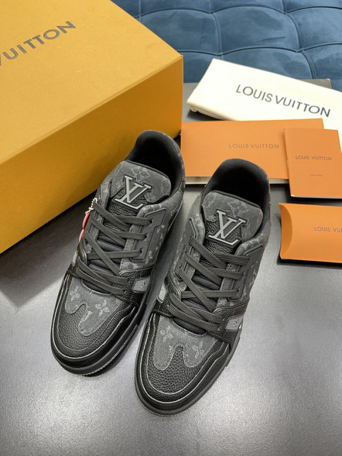 D00G7 Lou1su1tt SNEAKER LOW