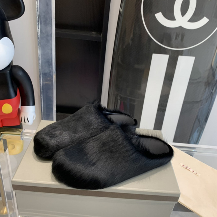 Marni Fur slides
