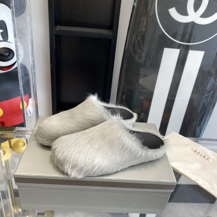 Marni Fur slides