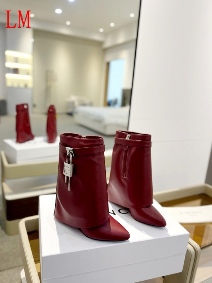 G1VENCHY BOOTS