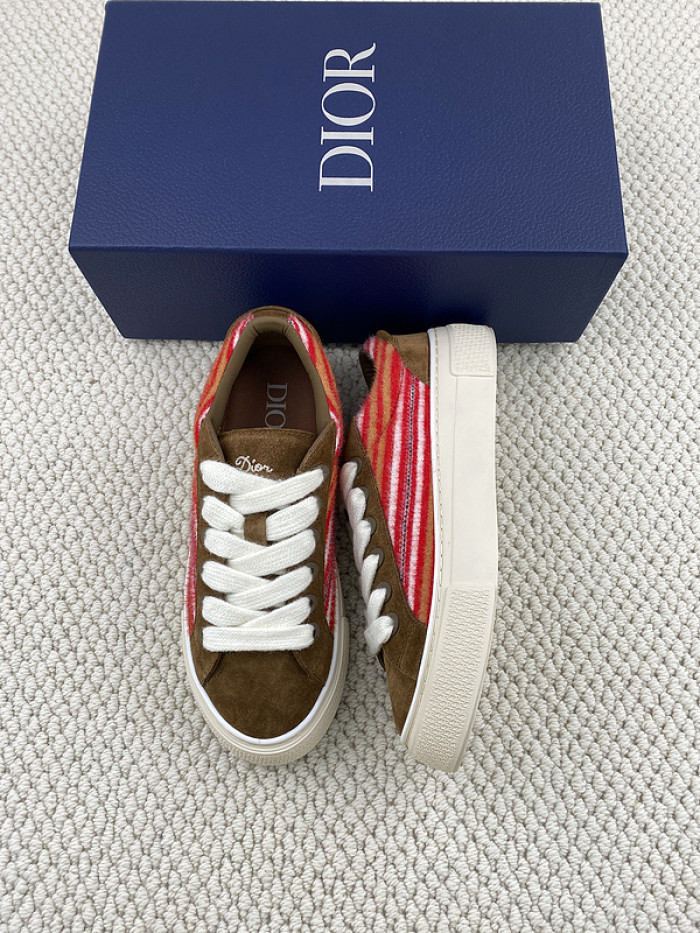 D10R B33 Sneaker
