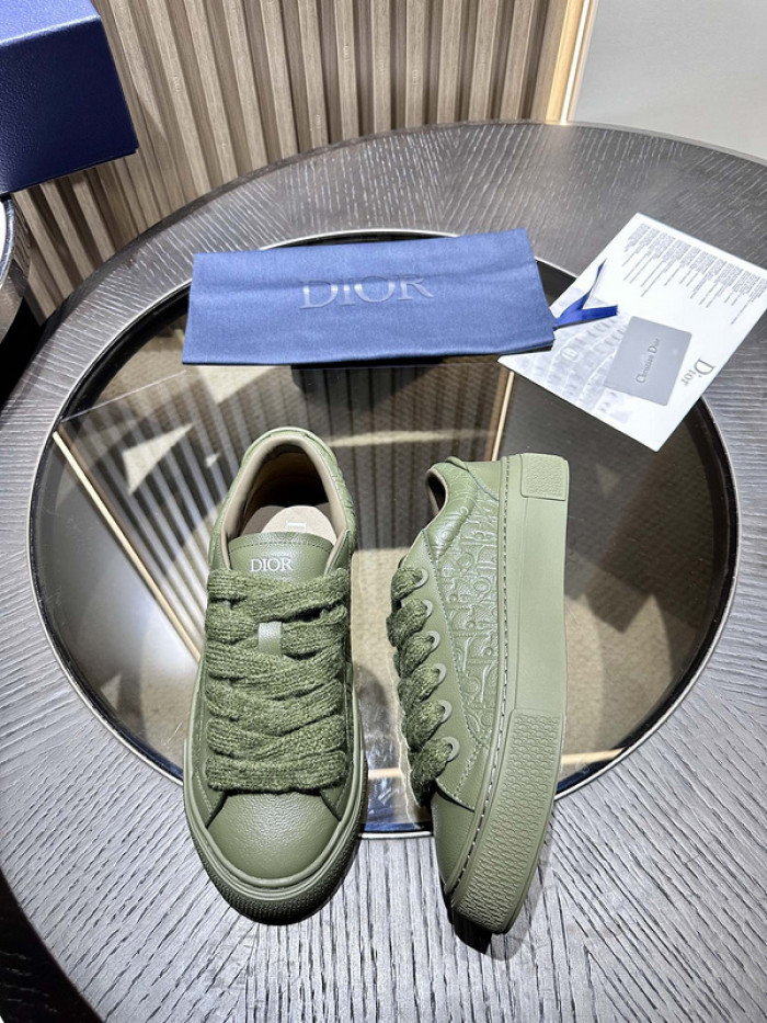 D10R B33 Sneaker