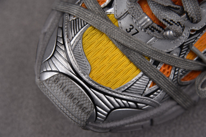 BLCG 3XL SNEAKER 734731 W3XGM 6711