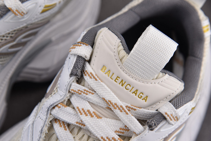 BLCG 6XL Beige Gold White 815853 W2MV2 9891