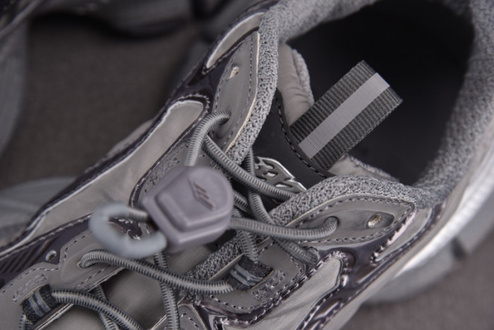 BLCG 3XL SNEAKER 734731 W3XNY 1100