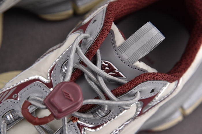 BLCG 3XL SNEAKER 734734 W3XNY 9020