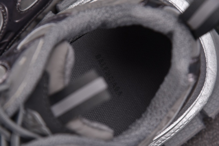 BLCG 3XL SNEAKER 734731 W3XNY 1100