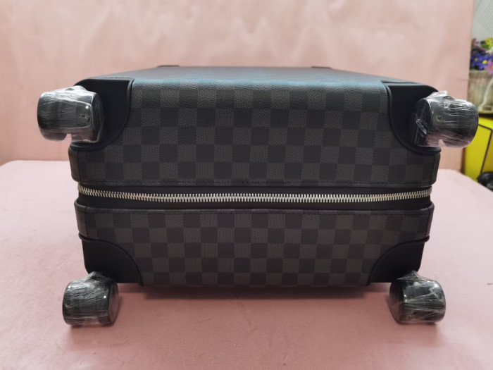 Lou1su1tt TRAVEL BOX