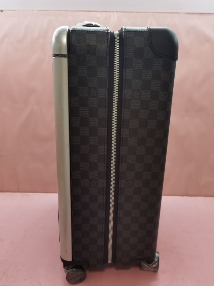 Lou1su1tt TRAVEL BOX