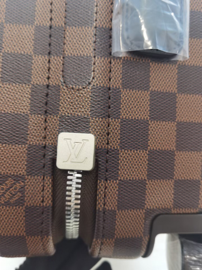Lou1su1tt TRAVEL BOX